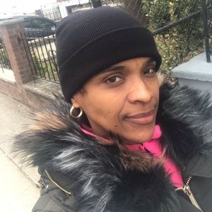 Meet your Posher, Alexandra